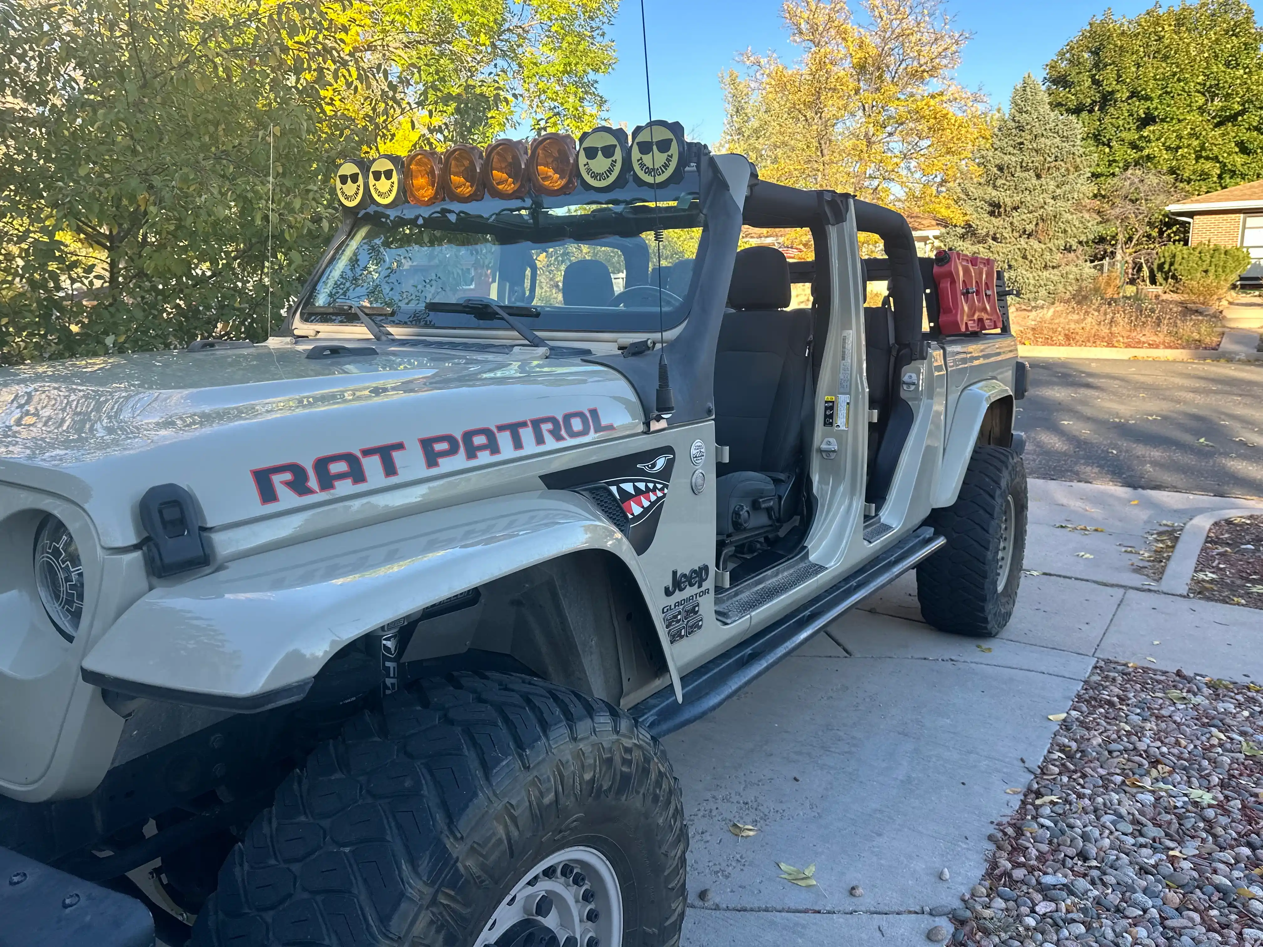 modified-2020-jeep-gladiator-for-sale-06