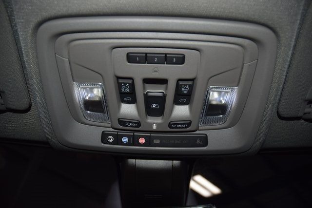 new-2020-chevy-silverado-black-widow (11)