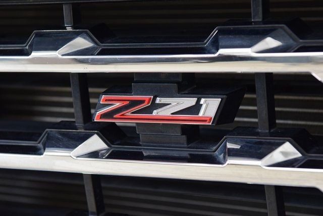 new-2020-chevy-silverado-black-widow (38)