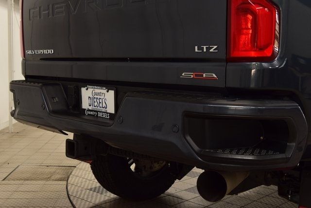 new-2020-chevy-silverado-black-widow (39)