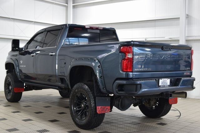 new-2020-chevy-silverado-black-widow (49)