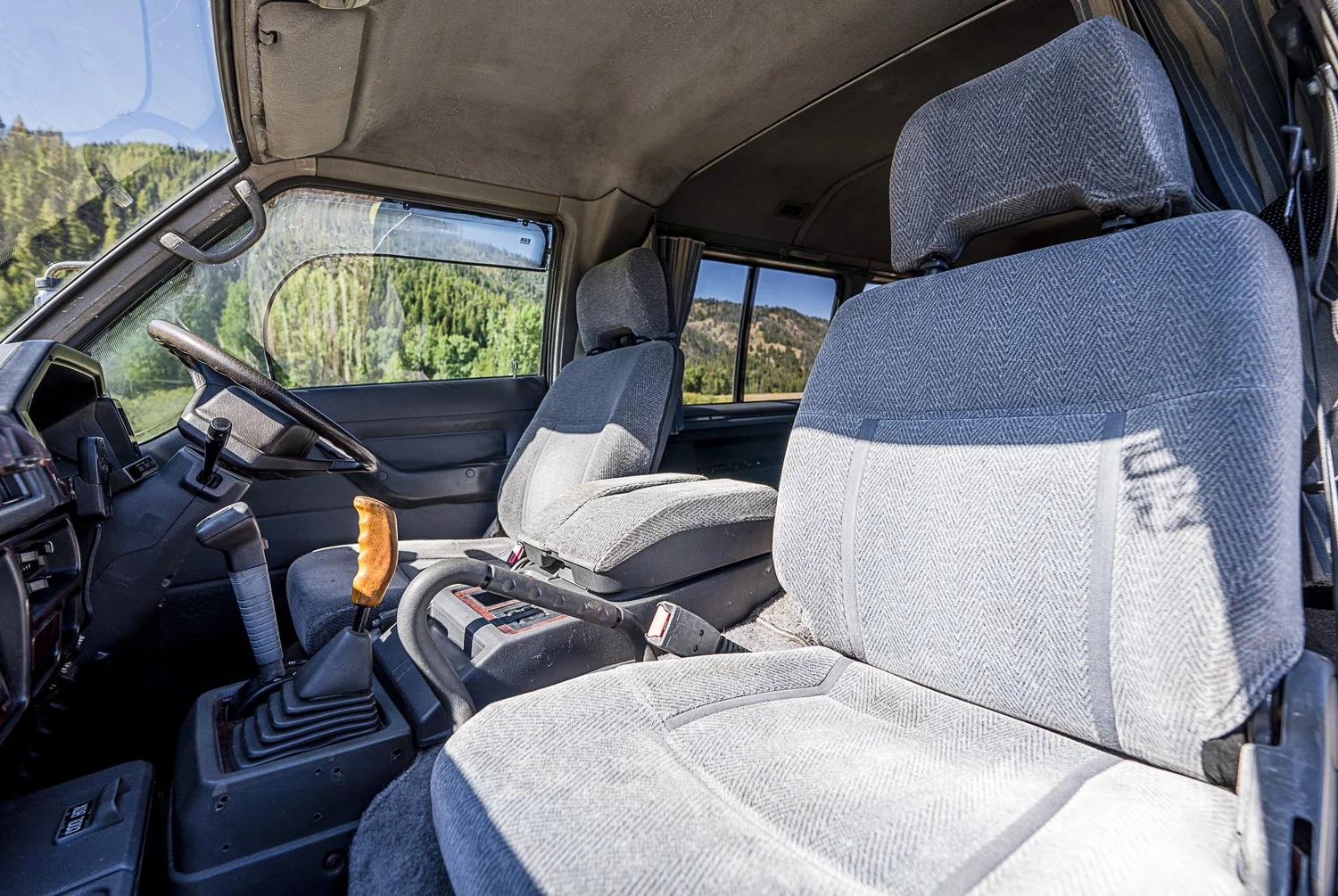 nomadic-van-delica-slater (109)