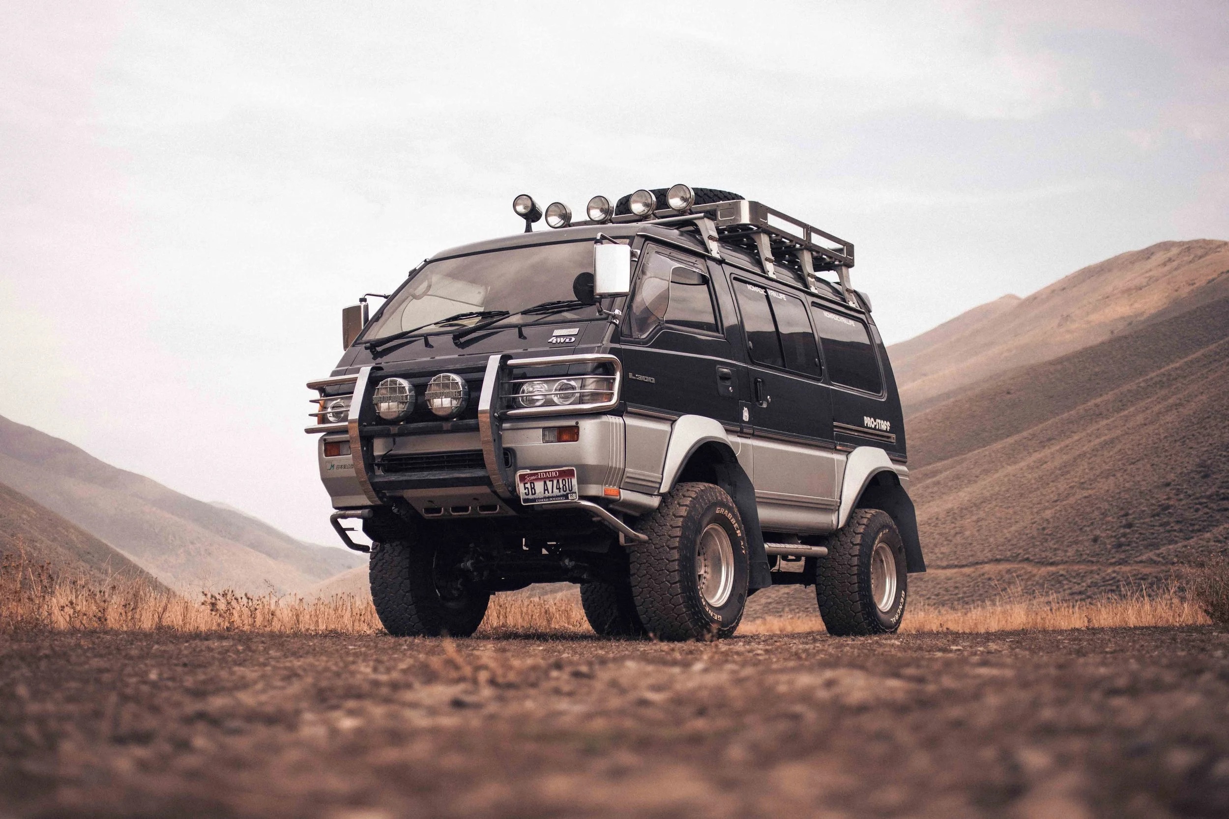 nomadic-van-delica-slater (11)