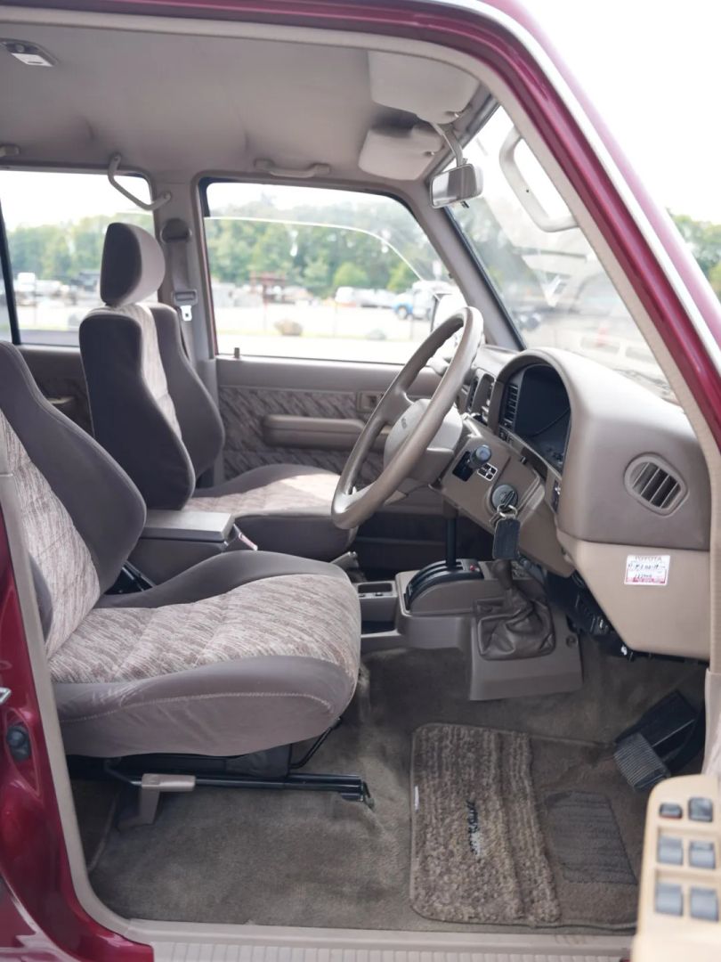 toyota-land-cruiser-prado-jdm-offroad-for-sale-034