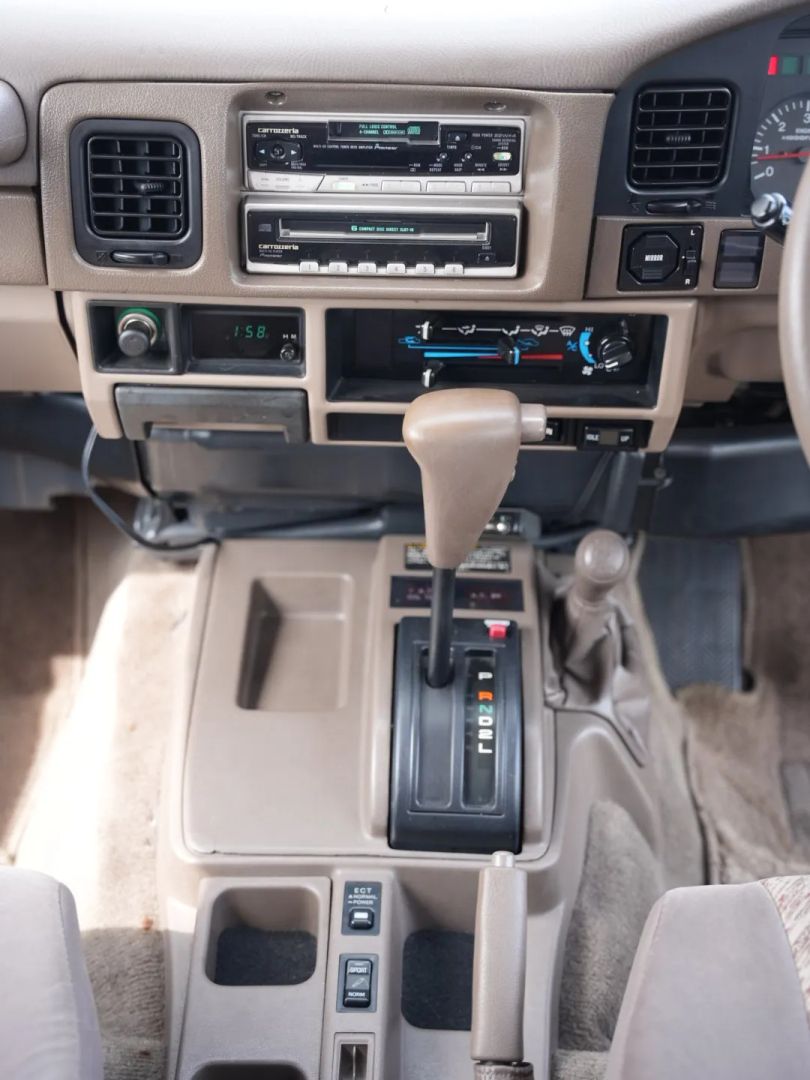 toyota-land-cruiser-prado-jdm-offroad-for-sale-042