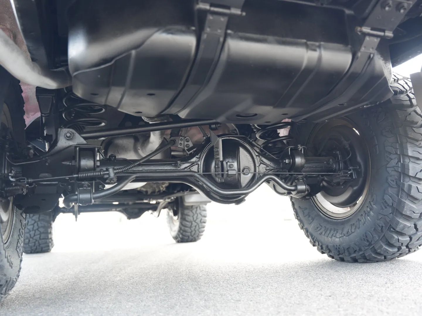 toyota-land-cruiser-prado-jdm-offroad-for-sale-050