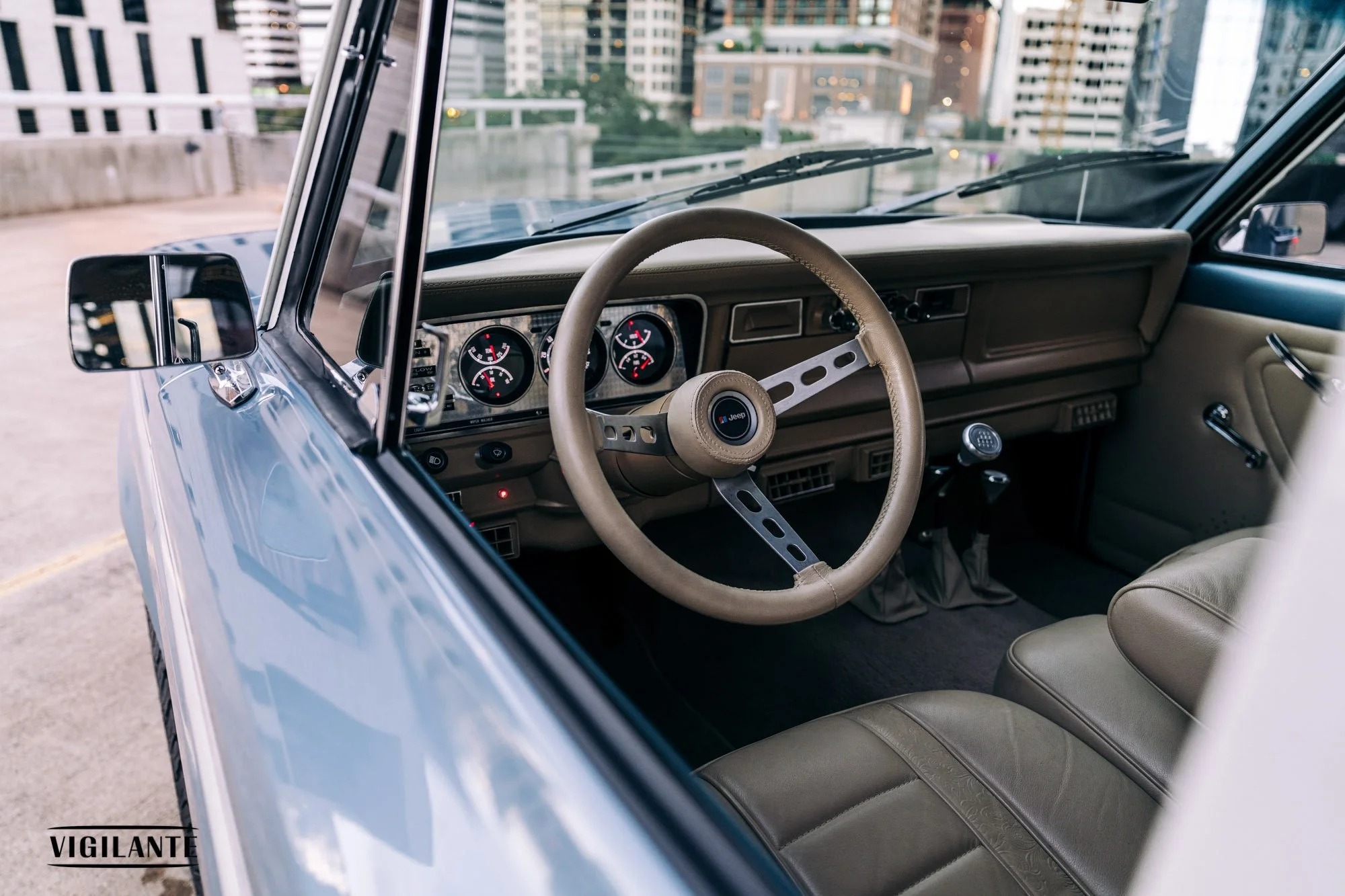 vigilante-4x4-1975-jeep-cherokee-for-sale (48)