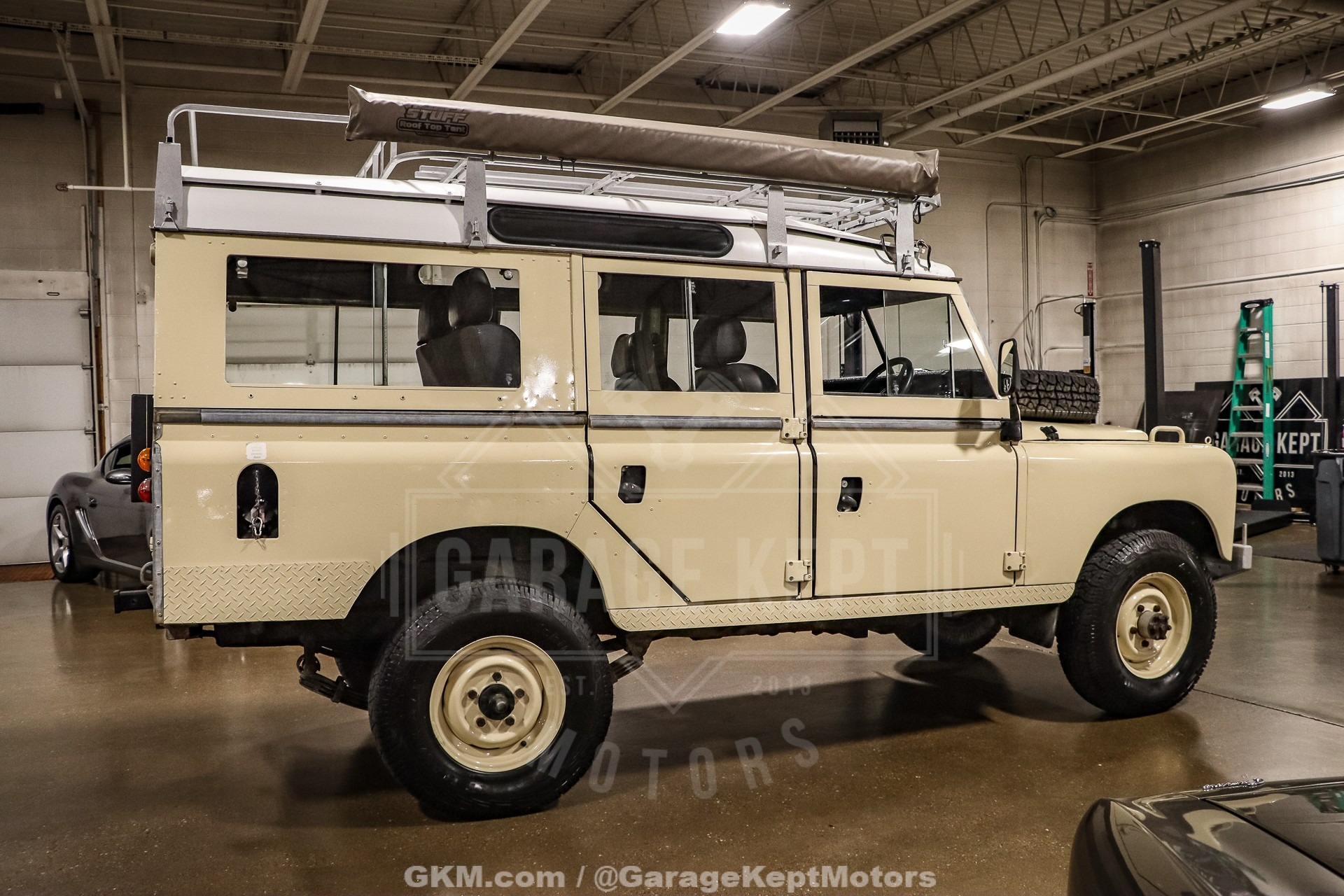 1974-land-rover-10-series-iii-wagon-for-sale-grand-rapids-mi-10