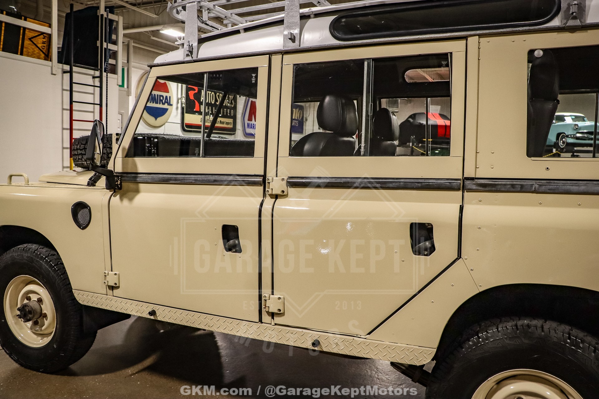 1974-land-rover-10-series-iii-wagon-for-sale-grand-rapids-mi-28