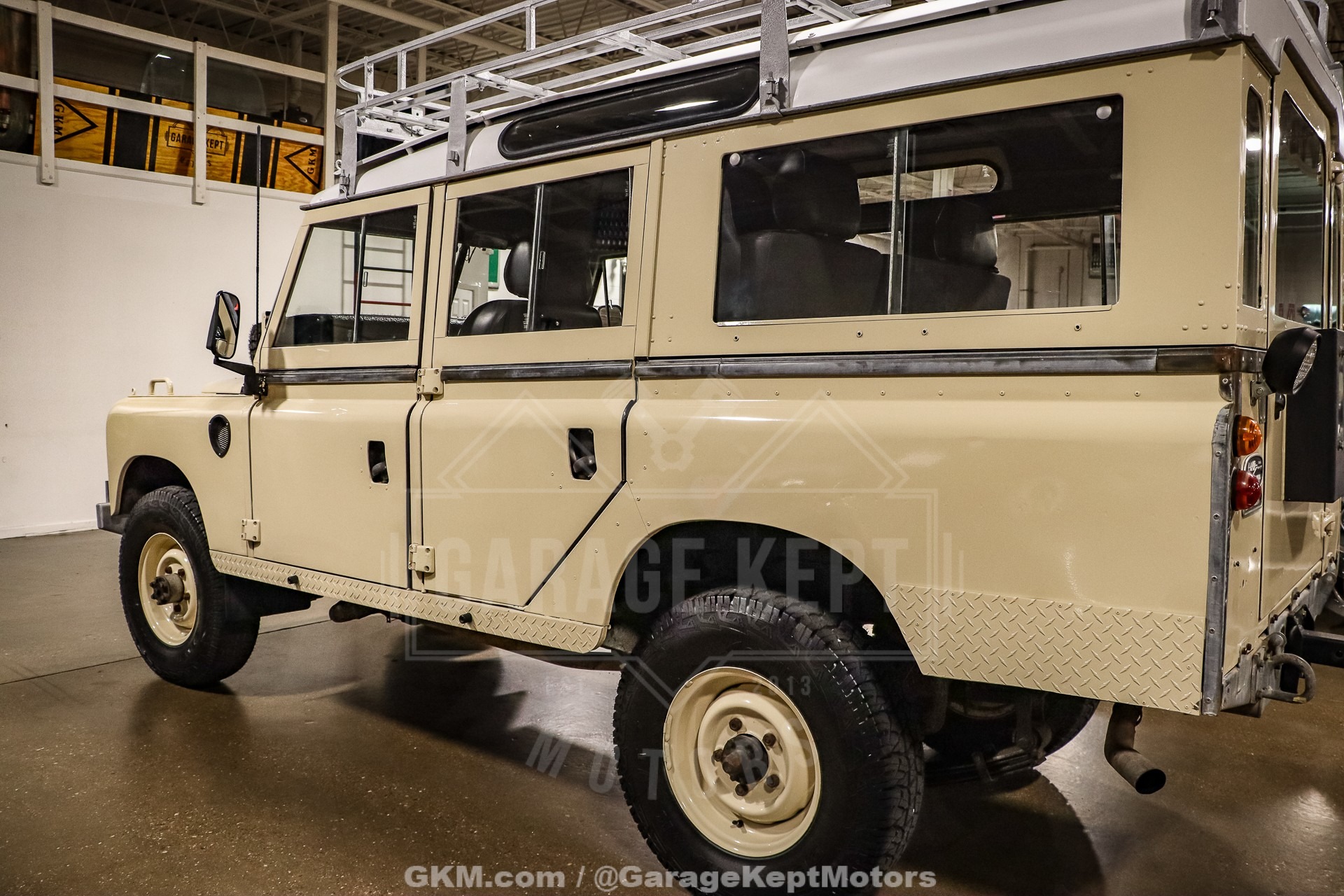 1974-land-rover-10-series-iii-wagon-for-sale-grand-rapids-mi-30
