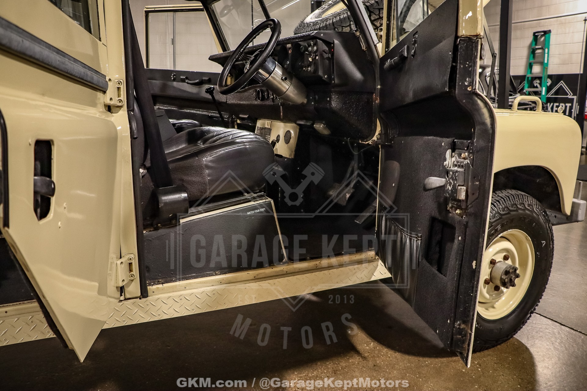 1974-land-rover-10-series-iii-wagon-for-sale-grand-rapids-mi-61