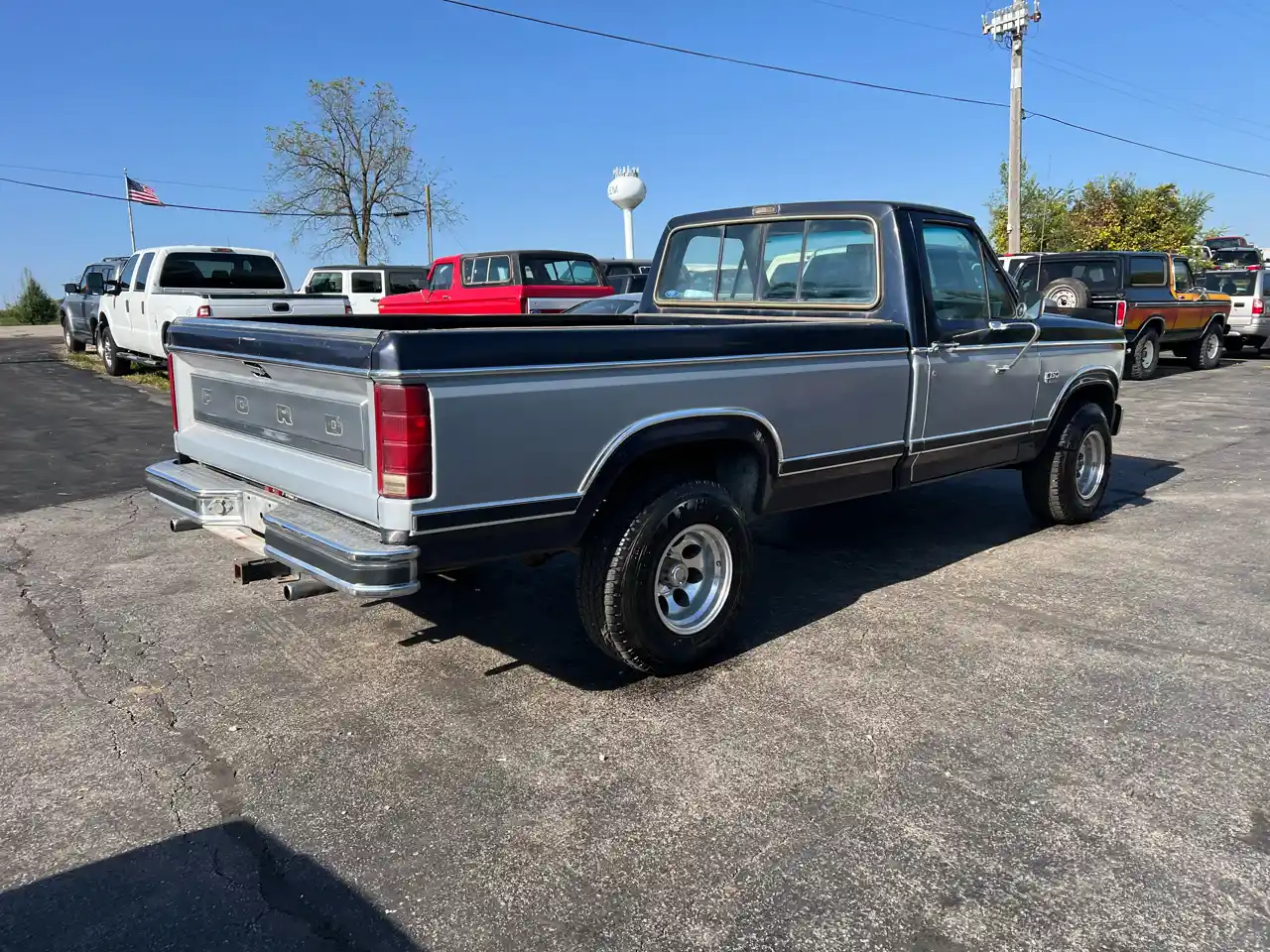 1984-ford-f-150-styleside-for-sale-04