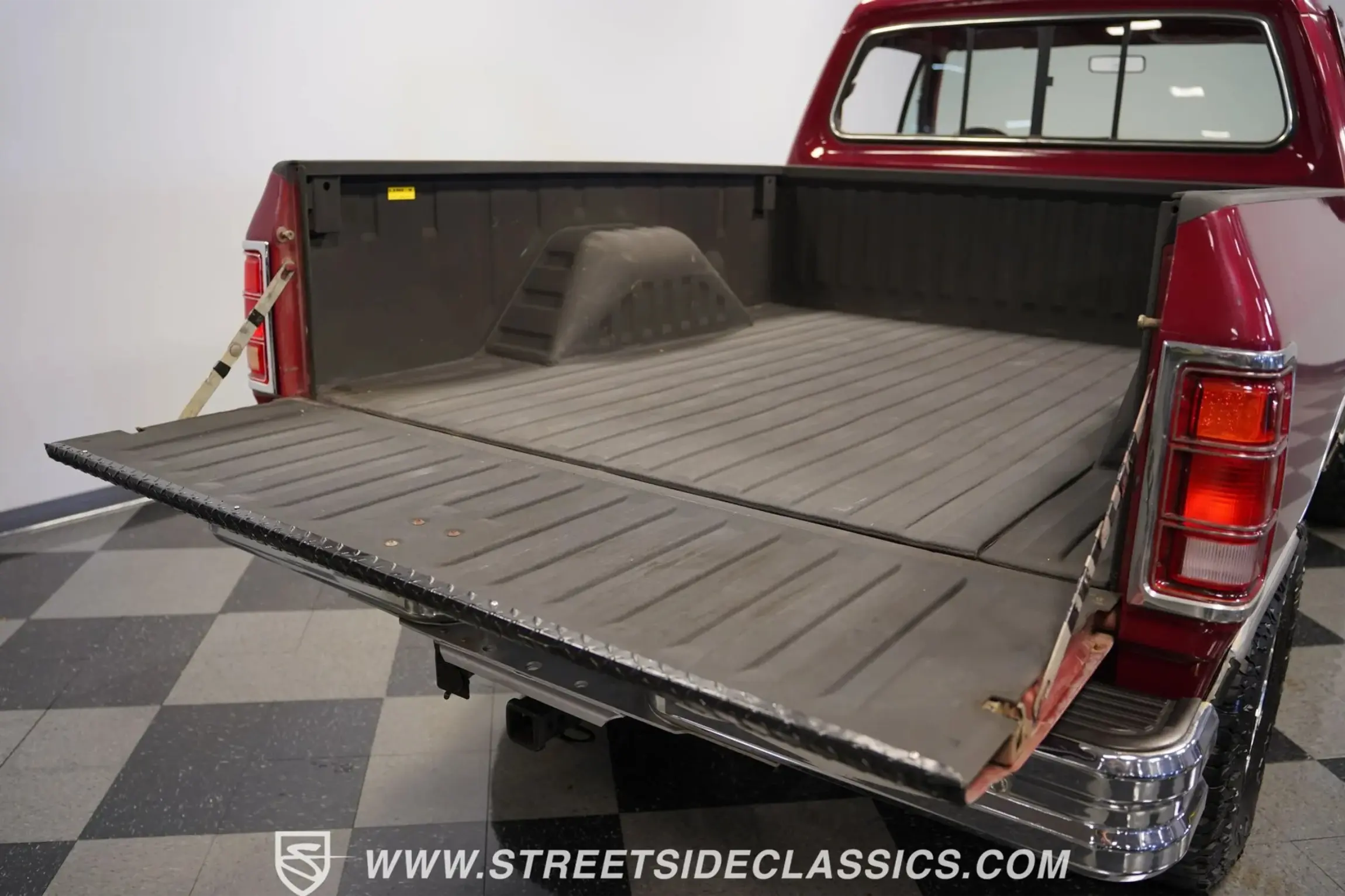 1986-dodge-power-ram-150-royal-se-for-sale-charlotte-nc-30