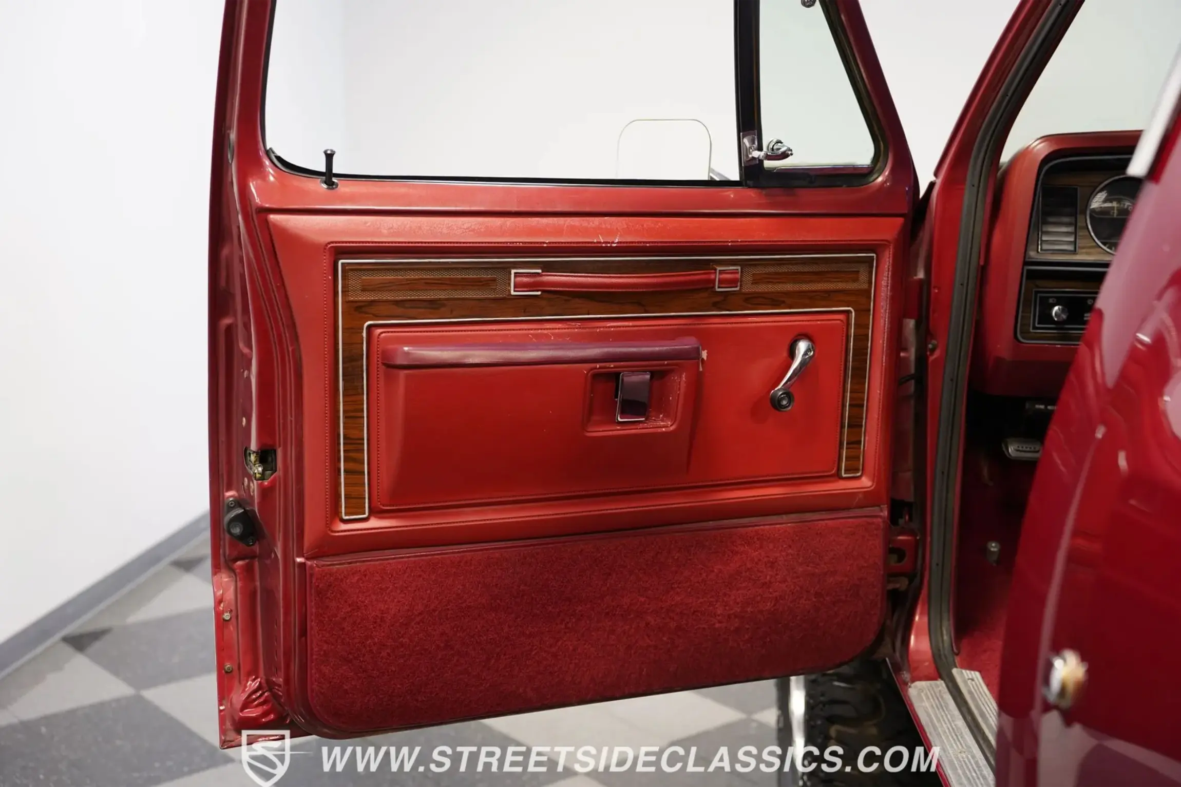1986-dodge-power-ram-150-royal-se-for-sale-charlotte-nc-48