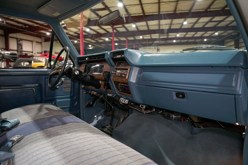 1986-ford-f150-xl (22)