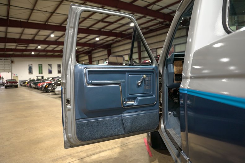 1986-ford-f150-xl (27)