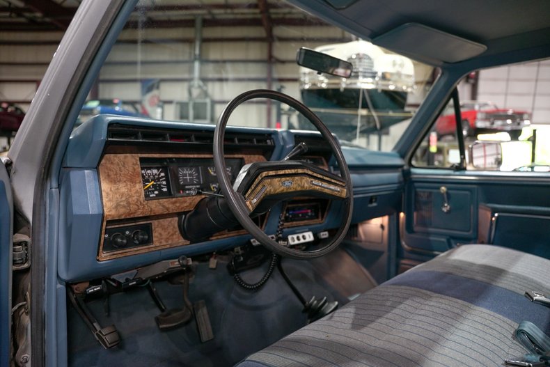 1986-ford-f150-xl (28)