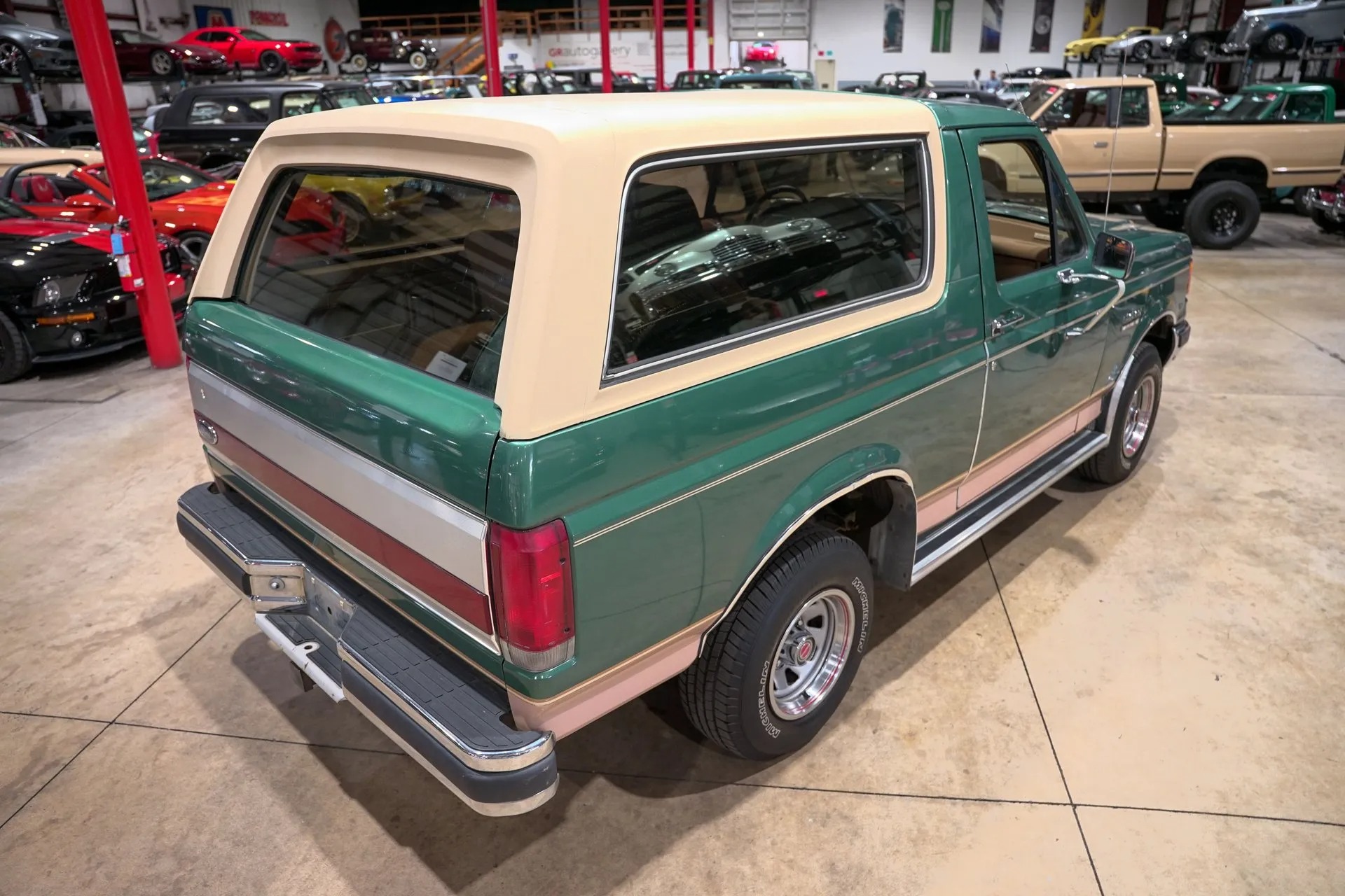1988-ford-bronco-eddie-bauer-for-sale (111)