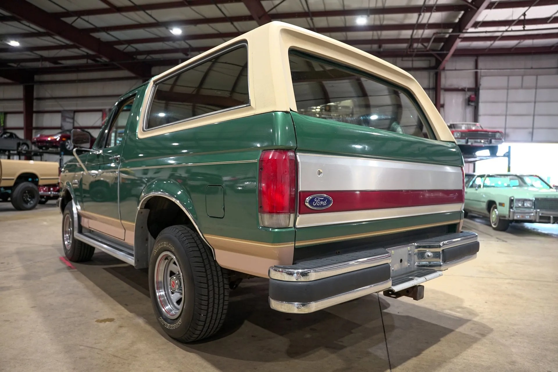 1988-ford-bronco-eddie-bauer-for-sale (122)