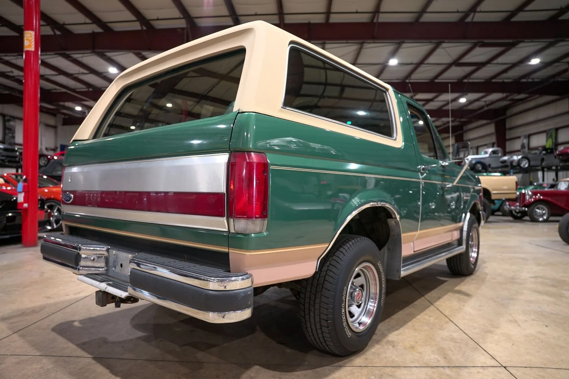 1988-ford-bronco-eddie-bauer-for-sale (123)