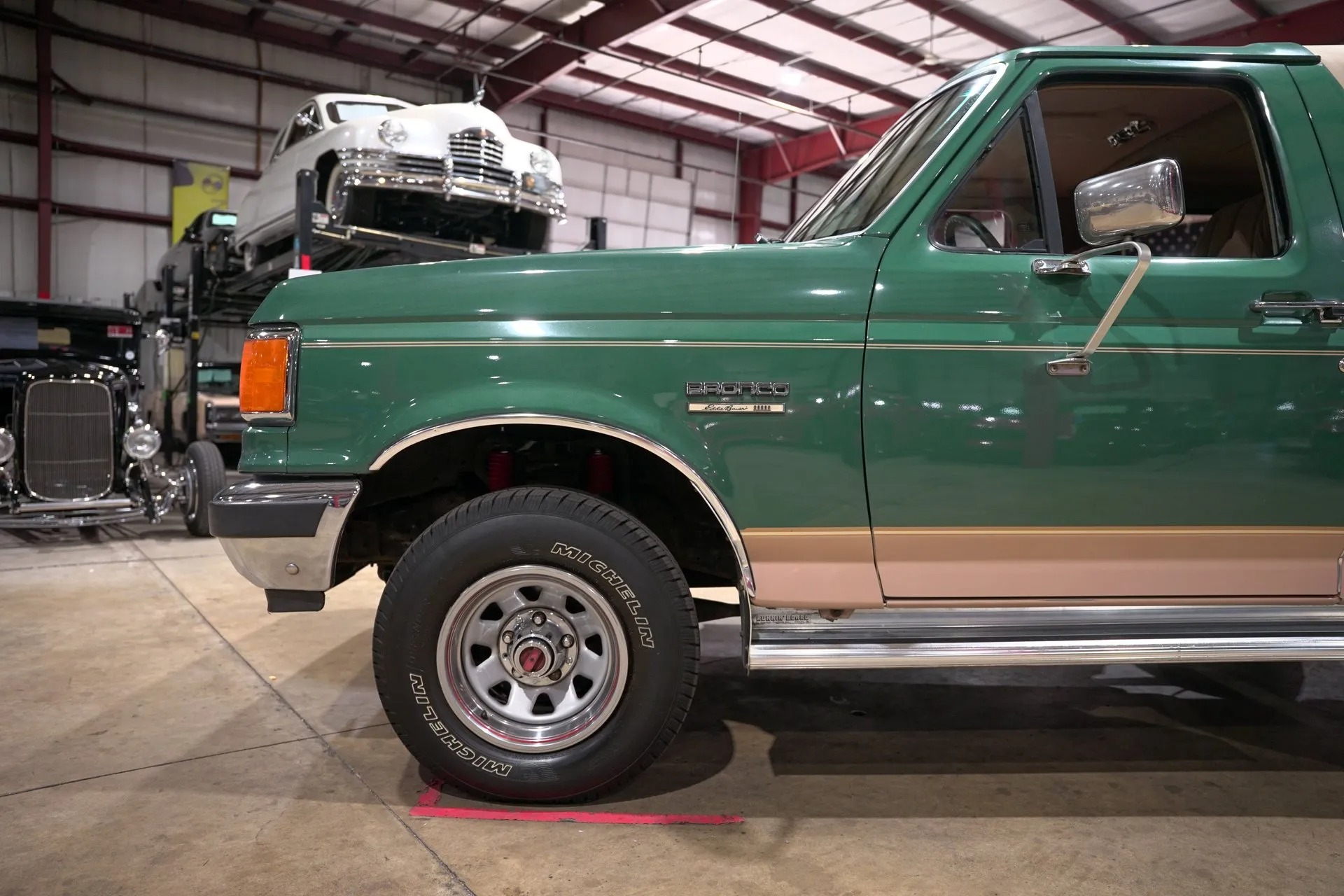 1988-ford-bronco-eddie-bauer-for-sale (124)