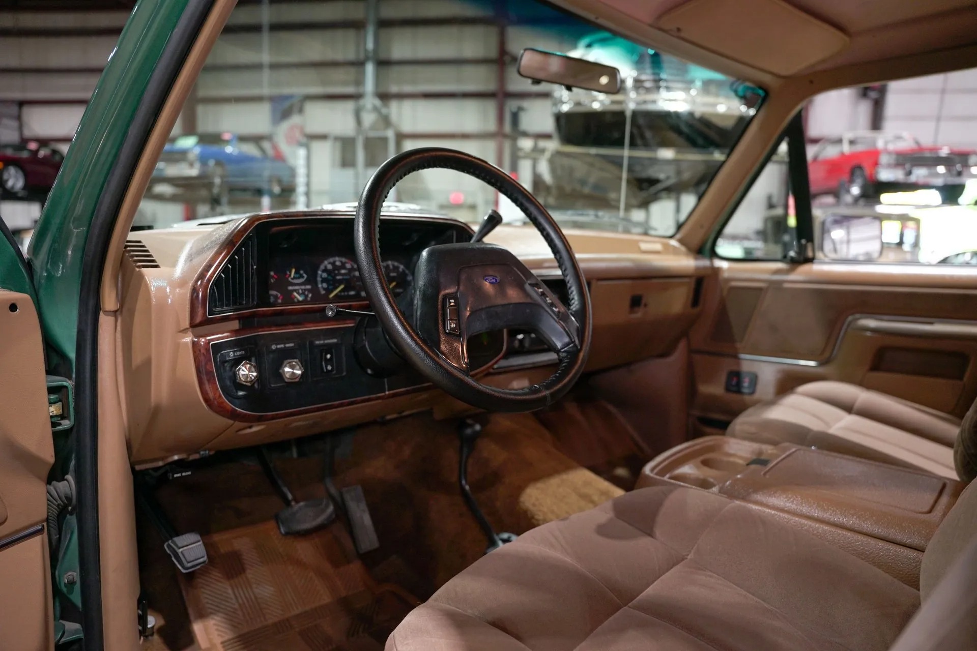 1988-ford-bronco-eddie-bauer-for-sale (128)