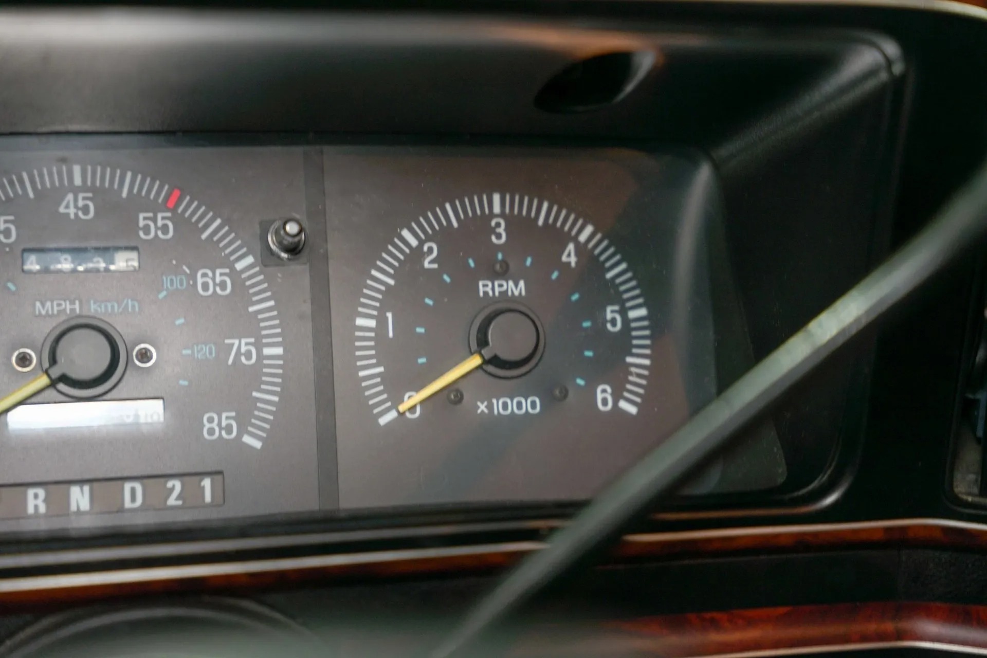 1988-ford-bronco-eddie-bauer-for-sale (40)