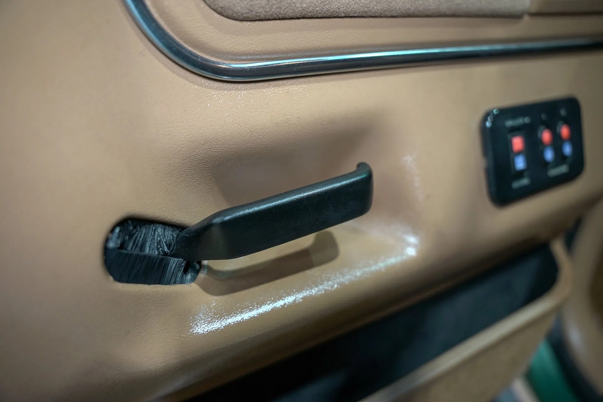 1988-ford-bronco-eddie-bauer-for-sale (61)