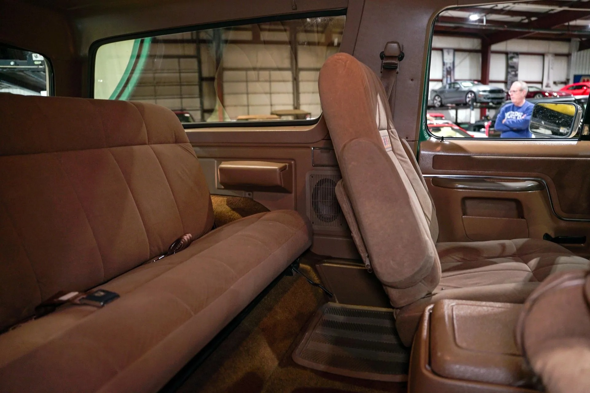 1988-ford-bronco-eddie-bauer-for-sale (68)