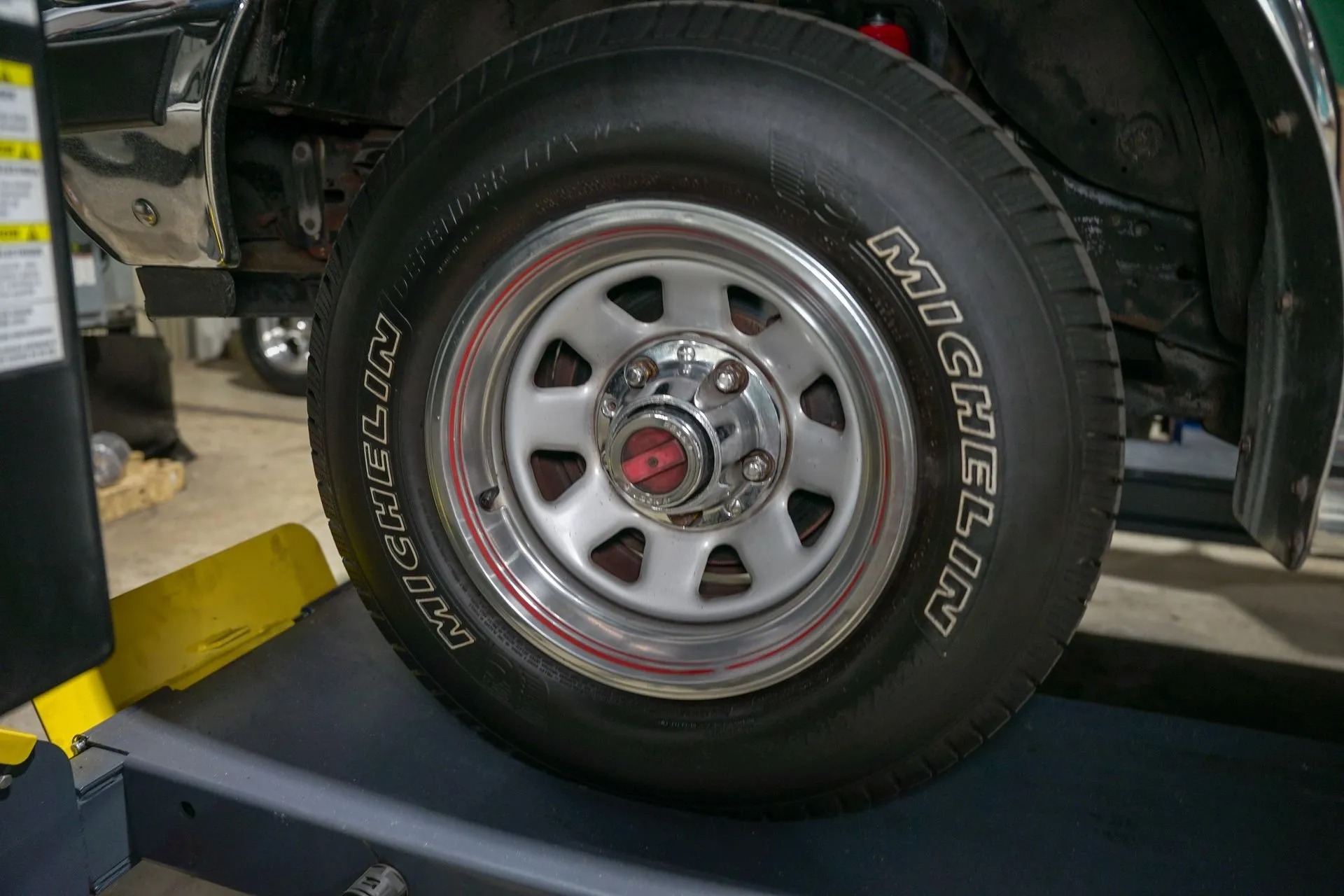 1988-ford-bronco-eddie-bauer-for-sale (79)