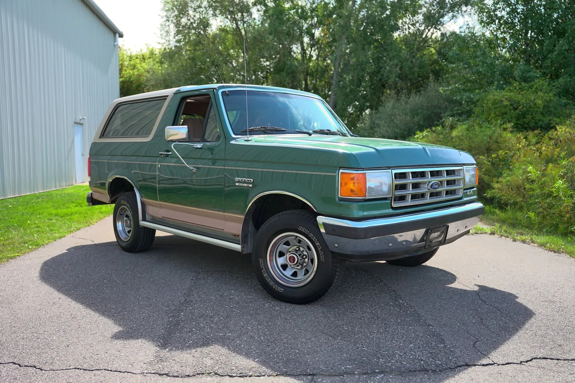 1988-ford-bronco-eddie-bauer-for-sale (83)