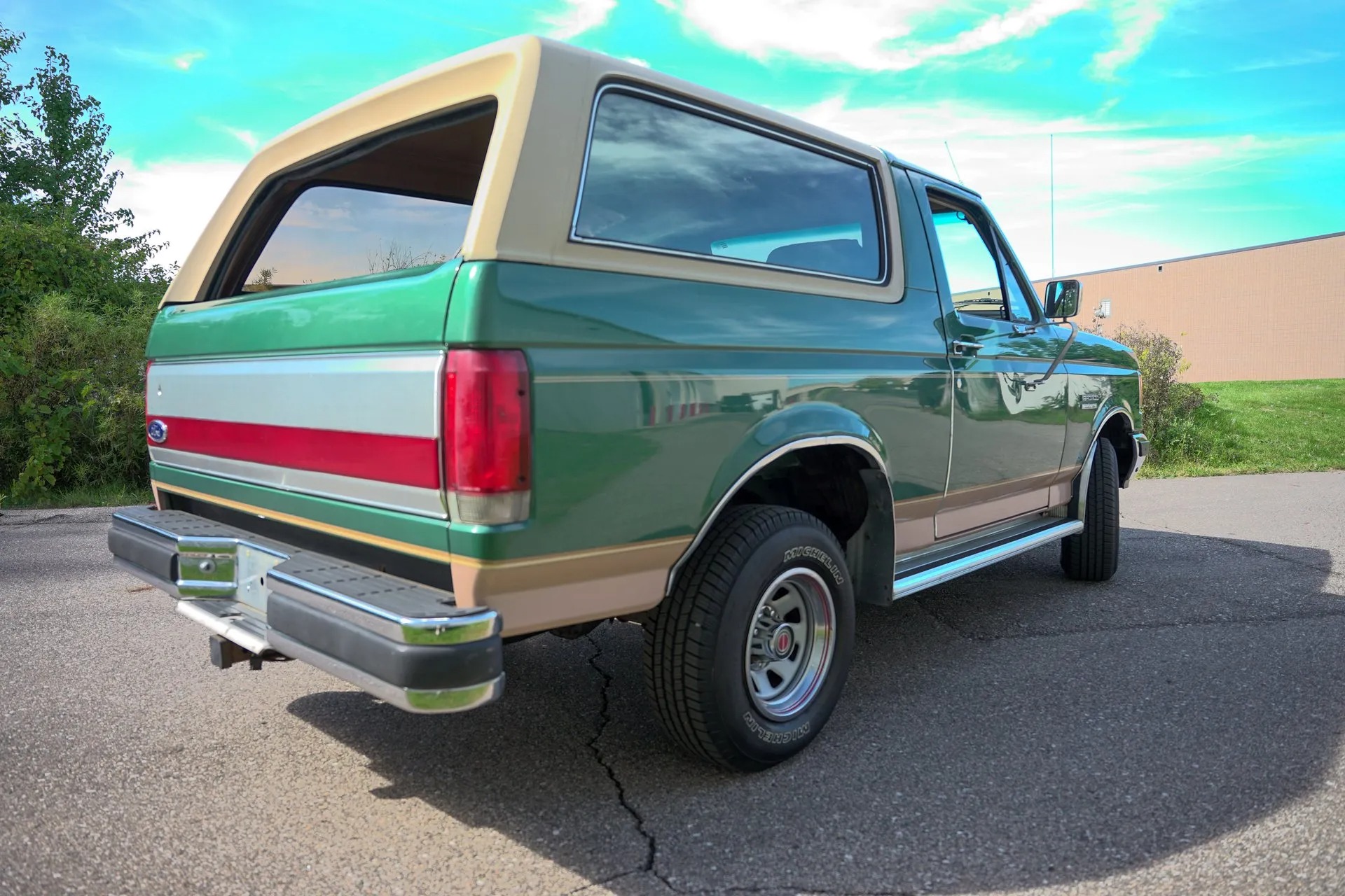 1988-ford-bronco-eddie-bauer-for-sale (86)