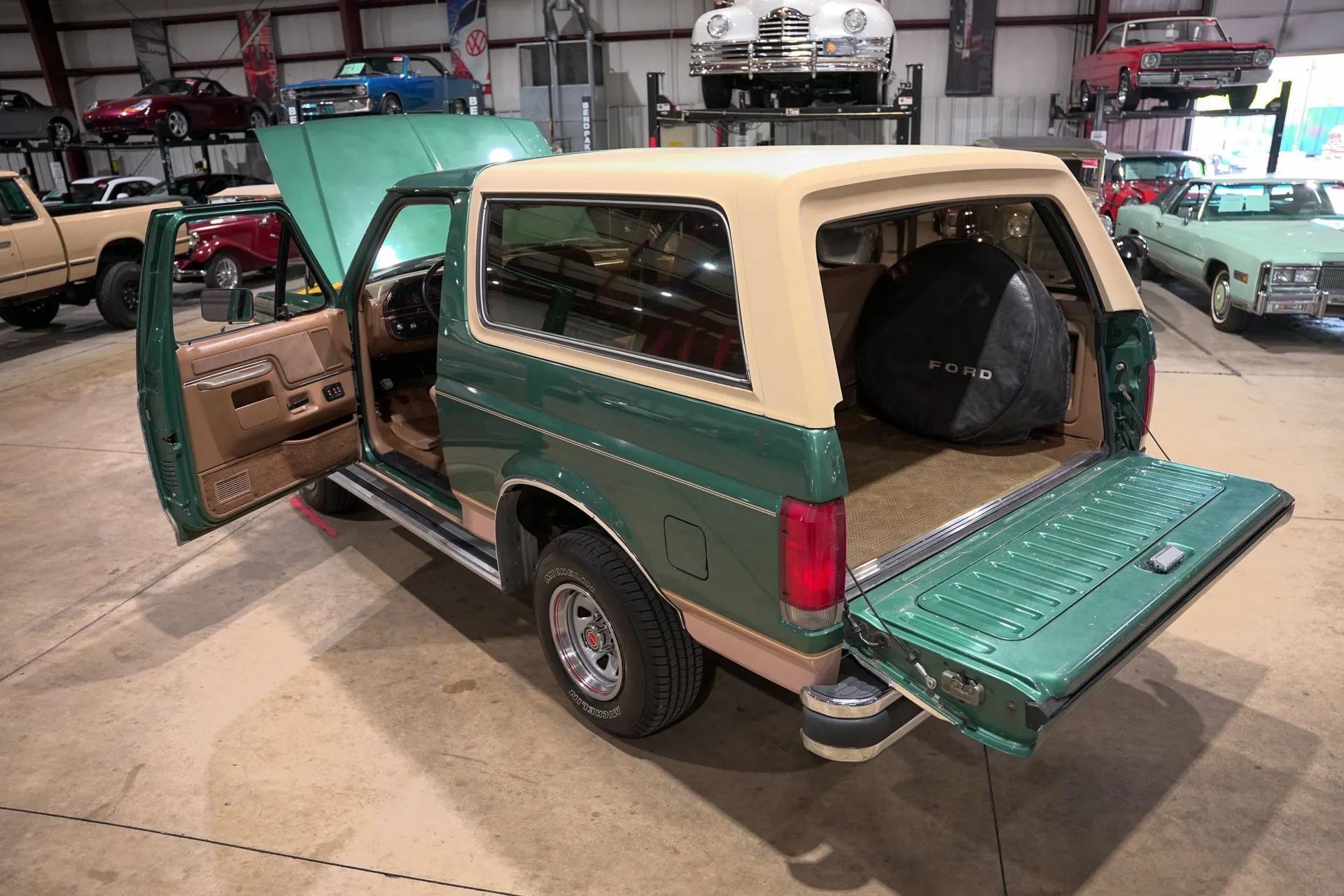 1988-ford-bronco-eddie-bauer-for-sale (99)