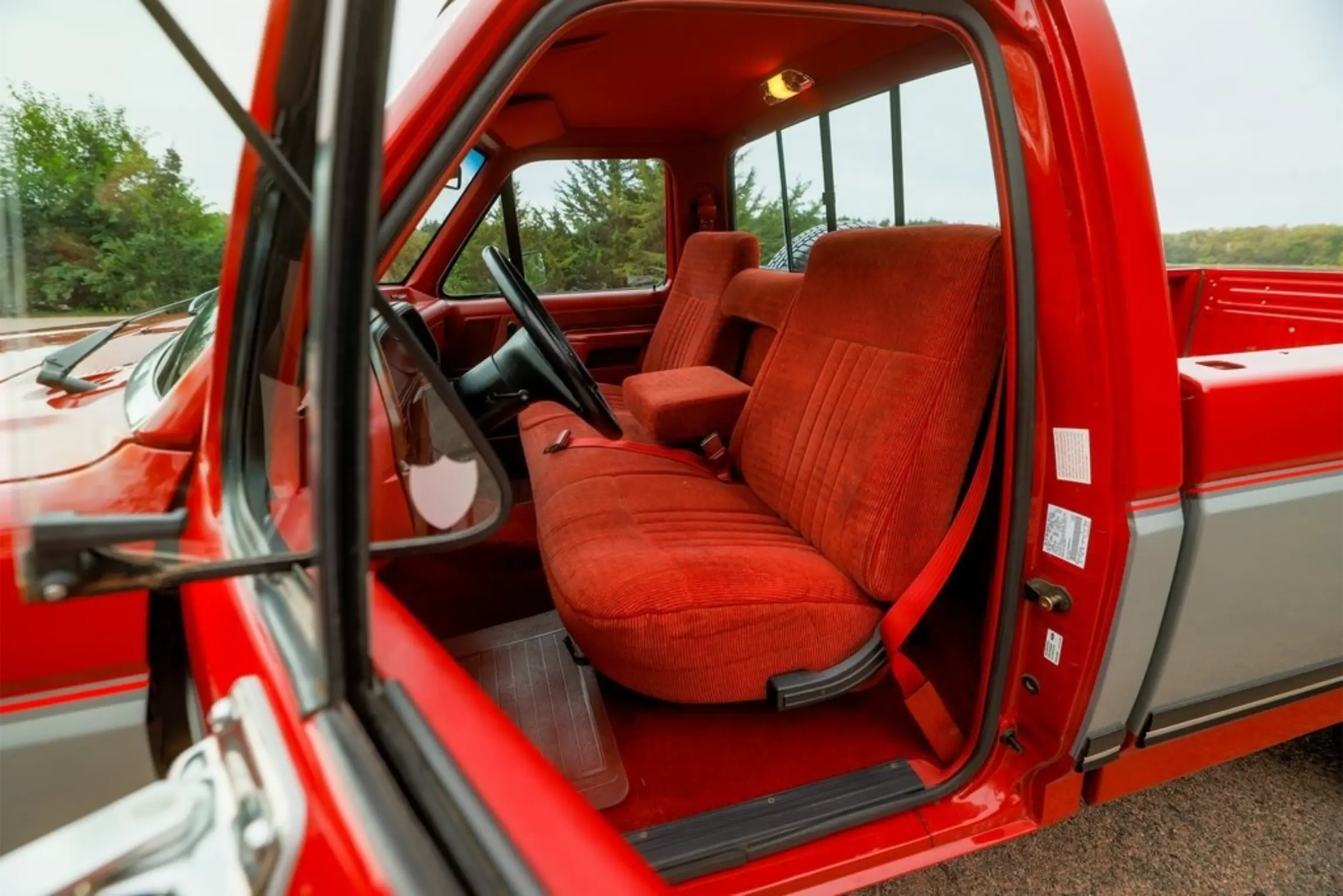 1989-ford-f-150-xlt-lariat-rwd-for-sale-sioux-falls-sd-3