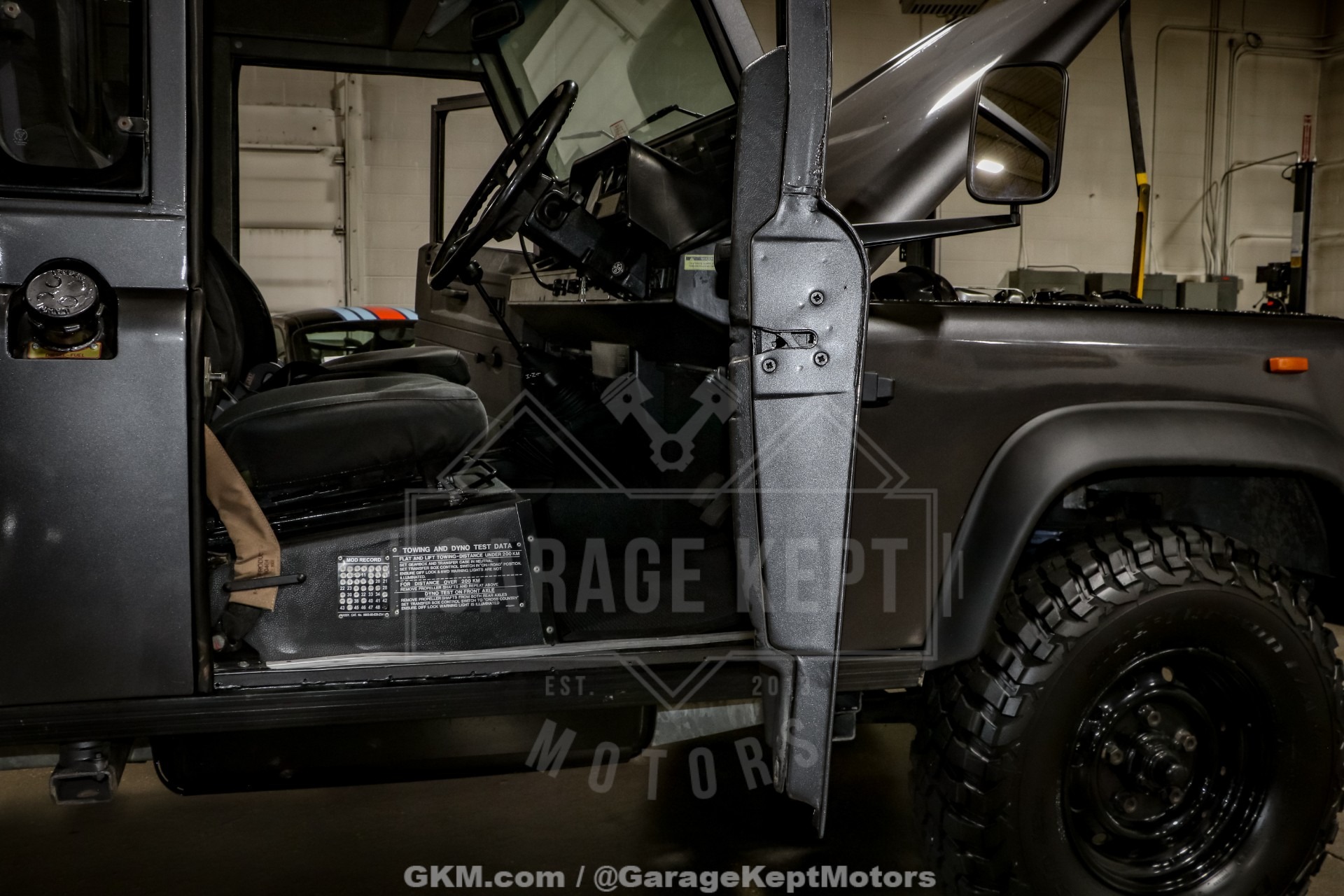 1989-land-rover-defender-6x6 (113)