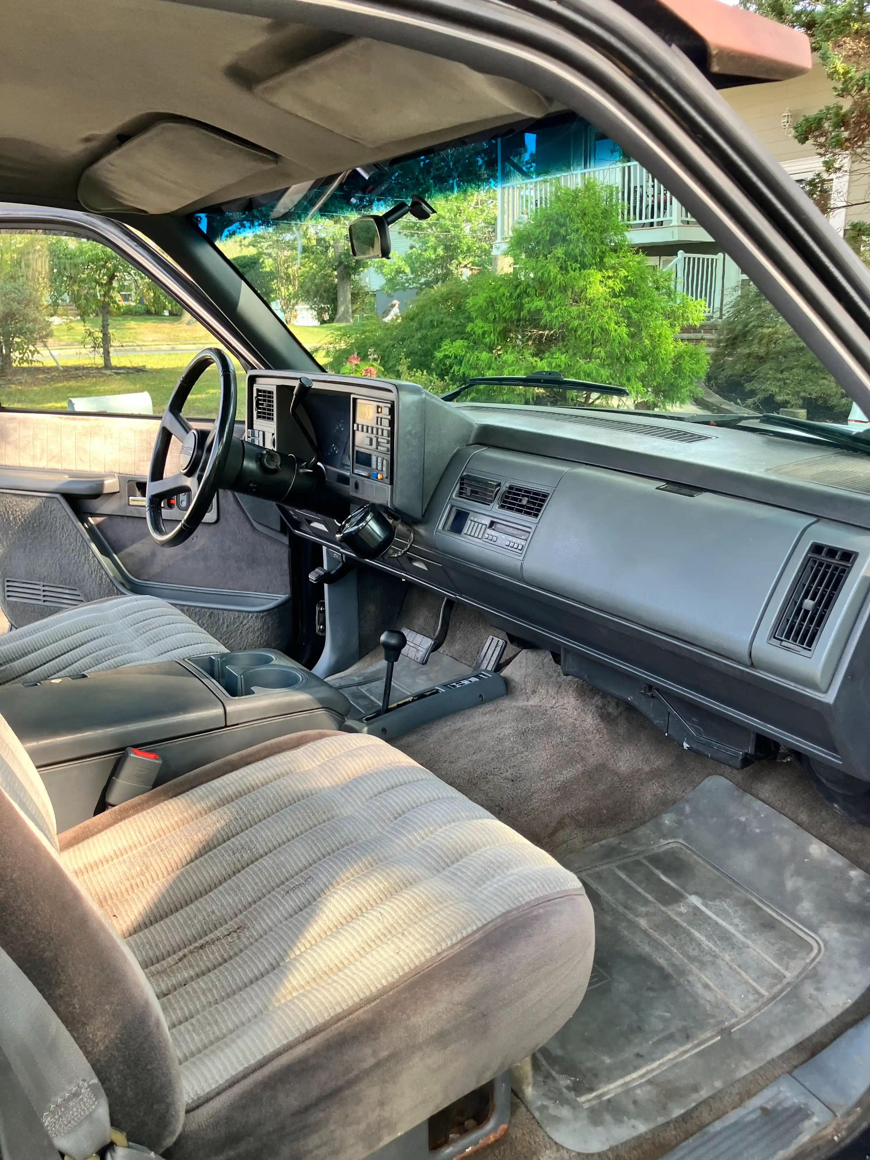 1990-GMC-SIERRA-K1500-for-sale-07