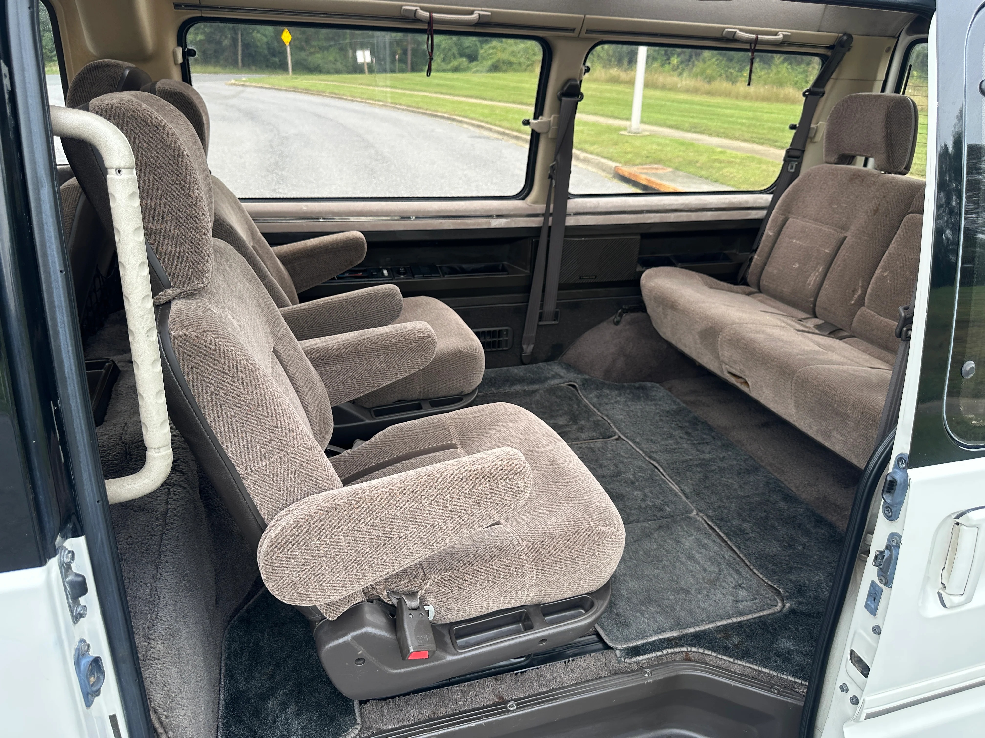 1991-mitsubishi-delica-star-wagon (3)
