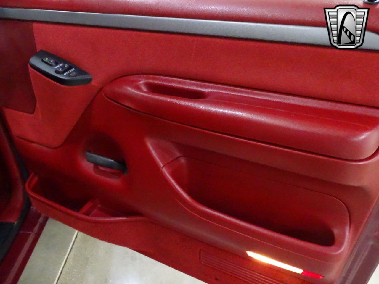 1993-ford-bronco-for-sale-01 (19)
