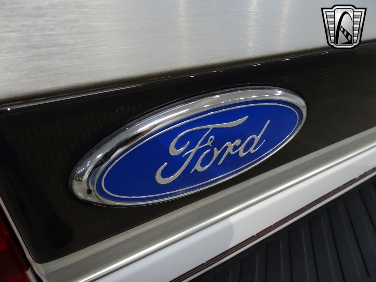 1993-ford-bronco-for-sale-01 (66)