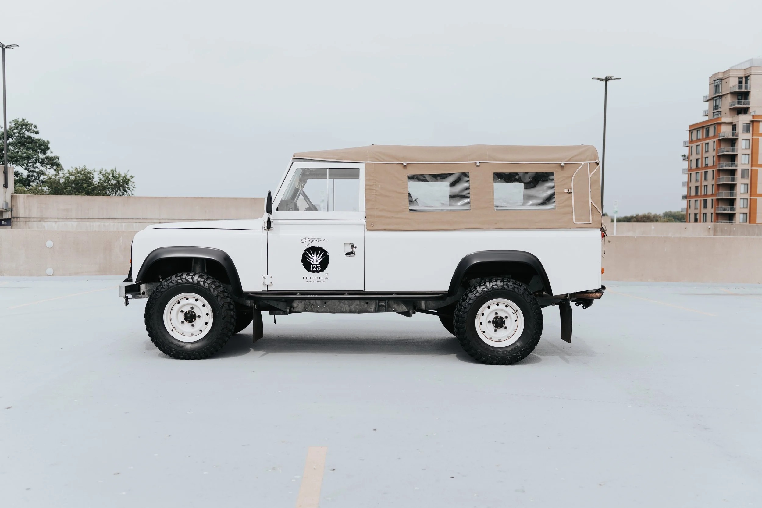 1993-land-rover-defender-110 (110)