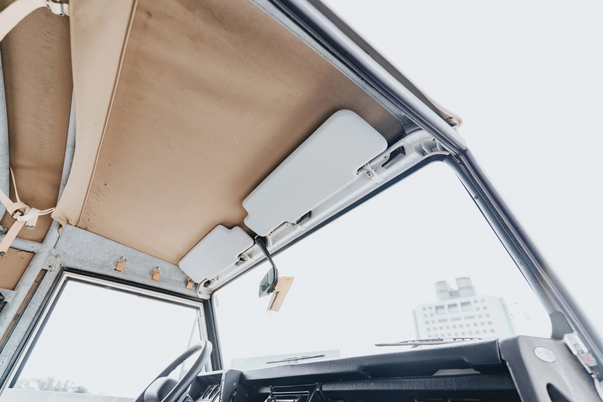 1993-land-rover-defender-110 (15)