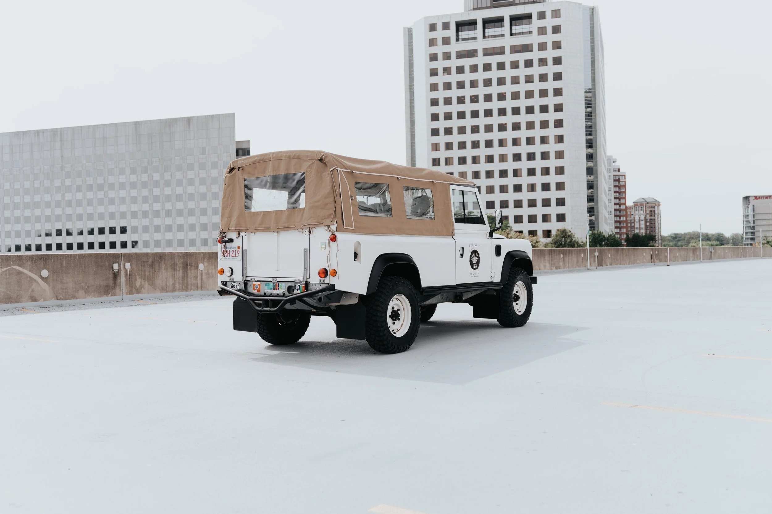 1993-land-rover-defender-110 (206)