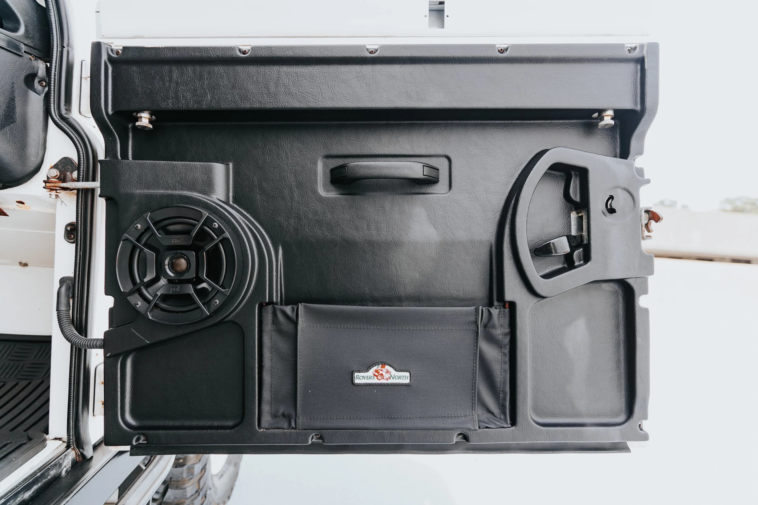 1993-land-rover-defender-110 (23)