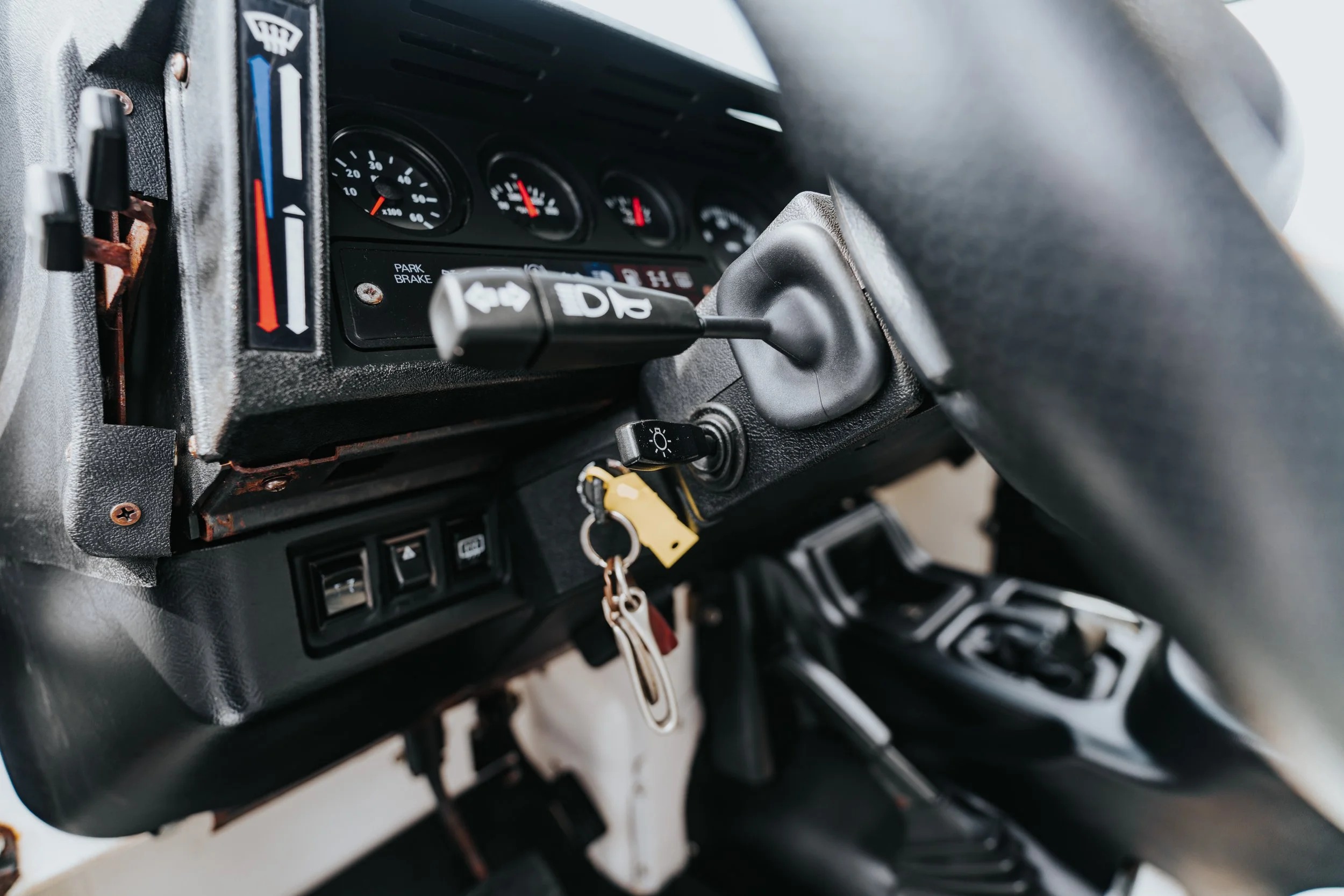 1993-land-rover-defender-110 (25)