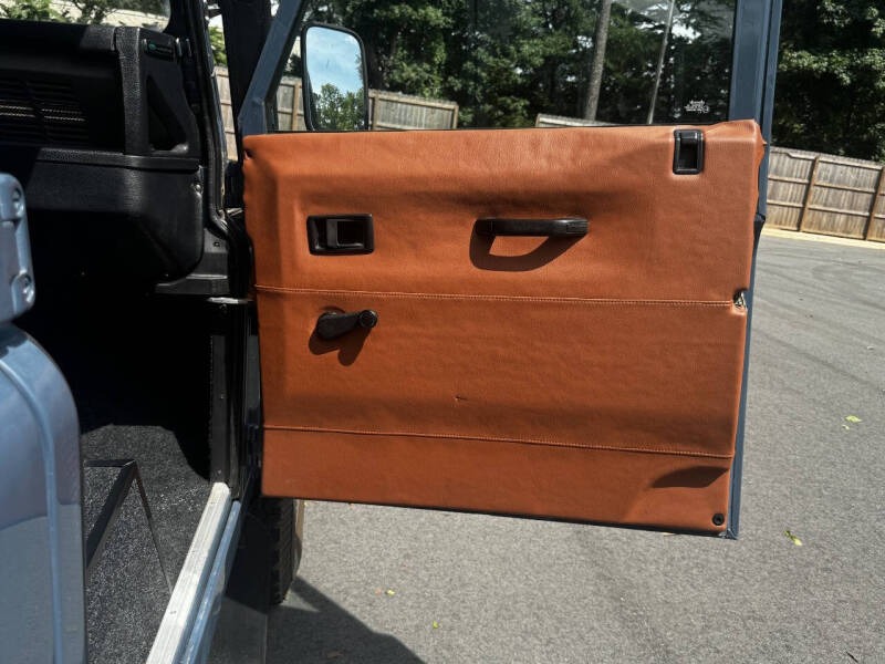 1996-land-rover-defender-110 (12)