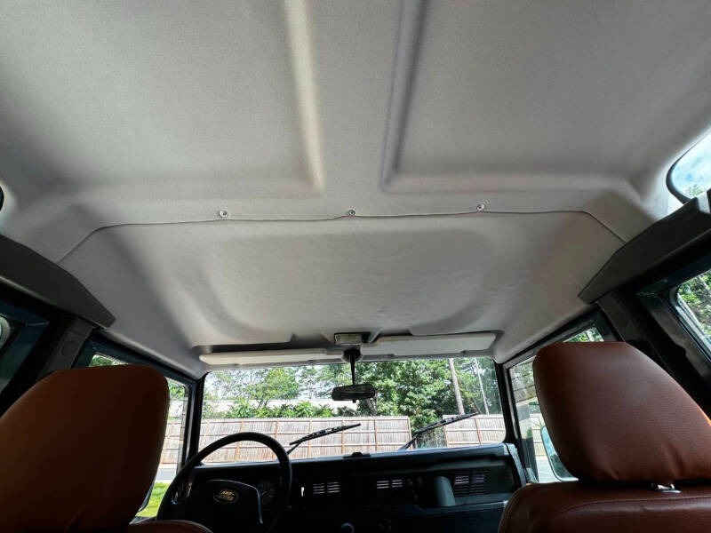 1996-land-rover-defender-110 (21)