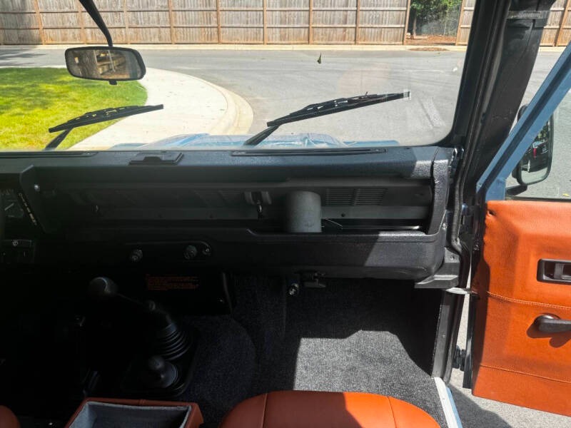 1996-land-rover-defender-110 (8)