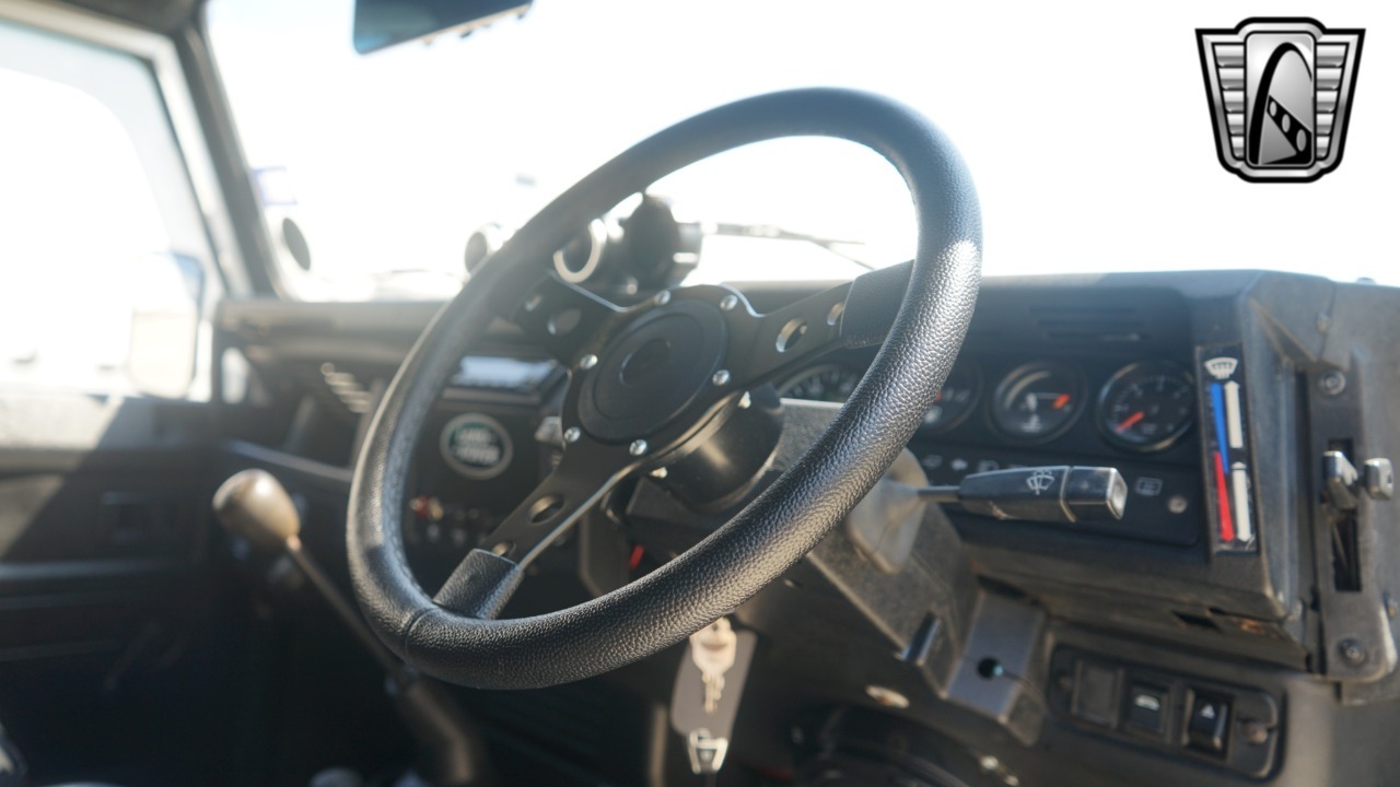 1996-land-rover-defender-90 (28)