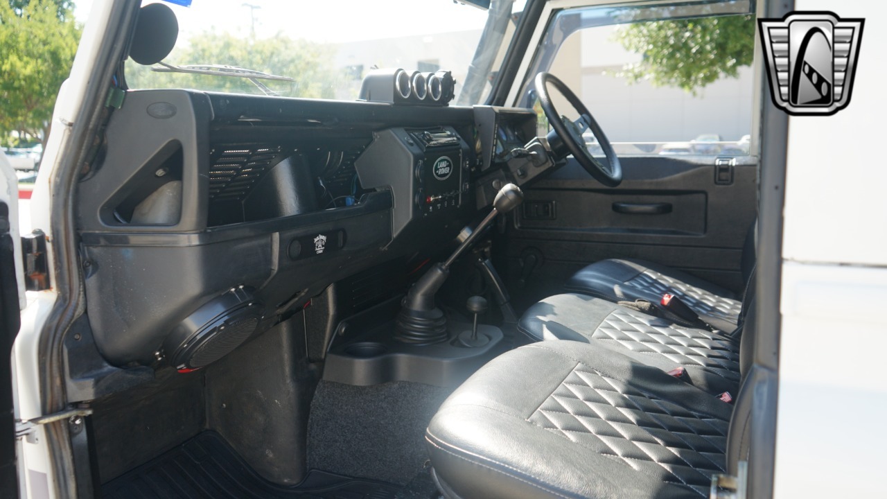 1996-land-rover-defender-90 (37)