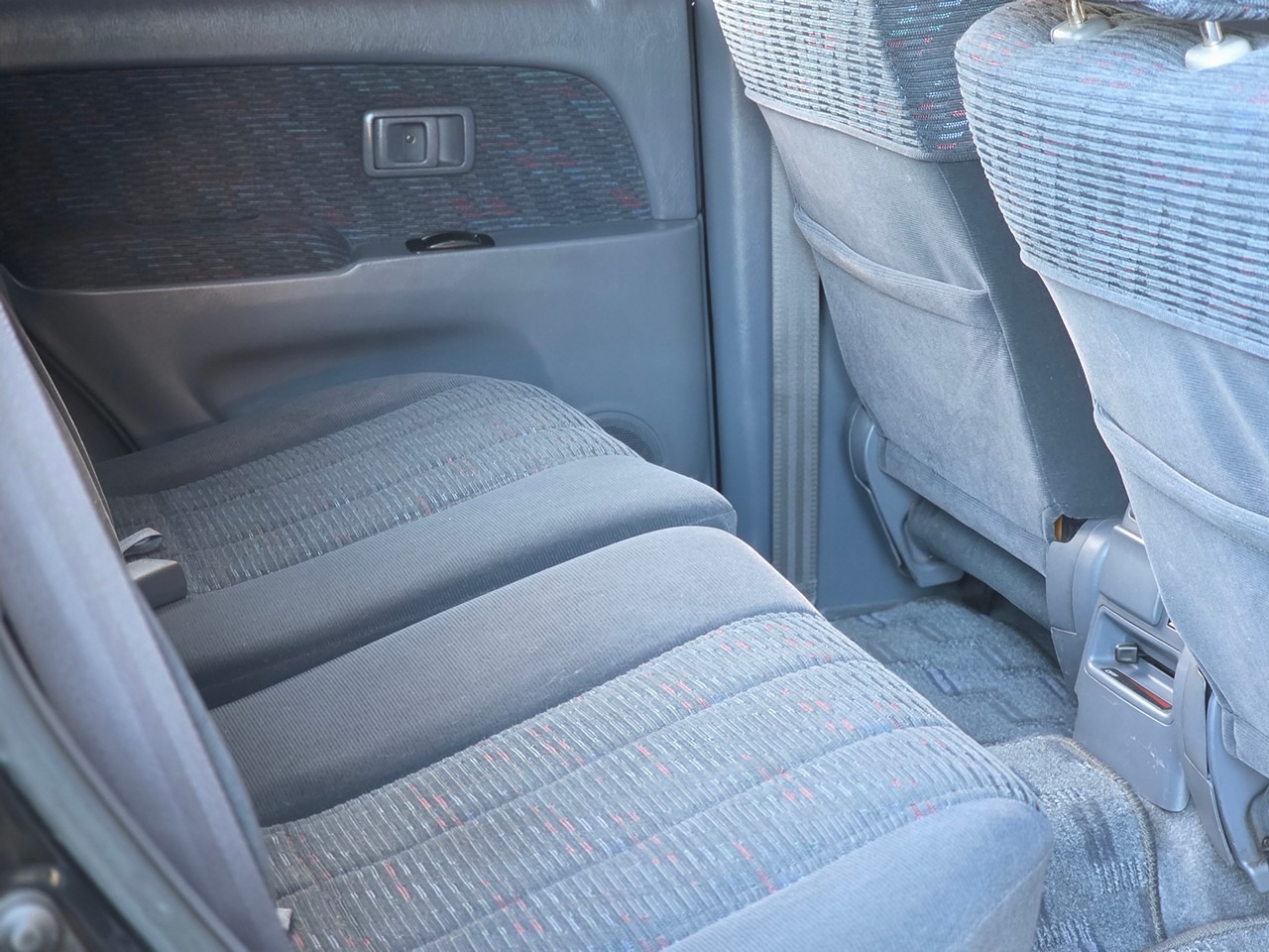 1997-toyota-hilux-surf-for-sale-01 (2)